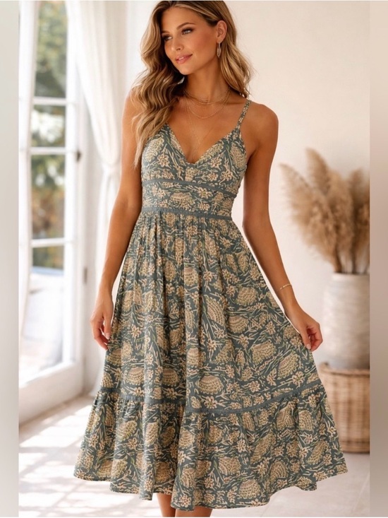 Free People Dresses & Skirts - NWT Free People Smocked Emerald Floral Bohemian Dress - Size 12